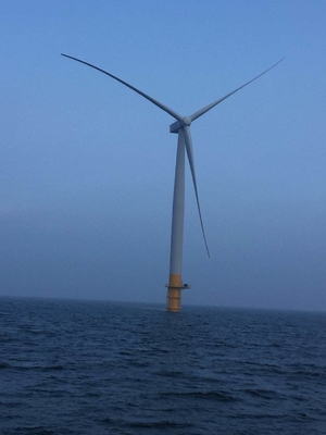 Tour Fabaricated d'énergie éolienne de vent de reflux basé sur la condition