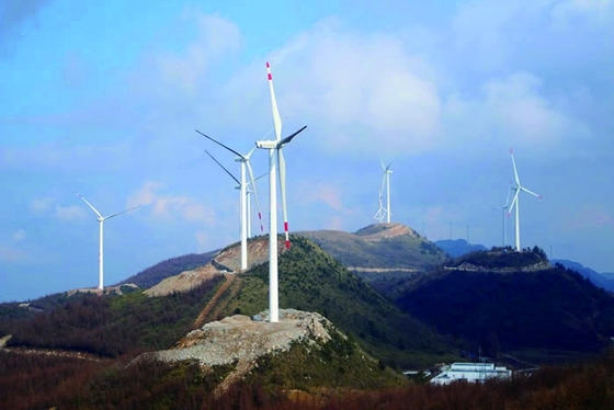 Tour Fabaricated d'énergie éolienne de vent de reflux basé sur la condition