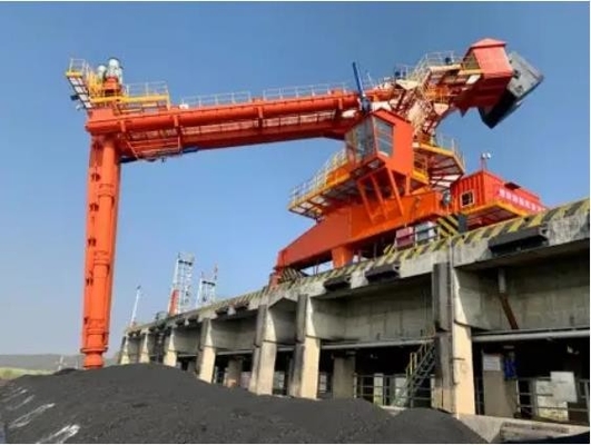 déchargeur de navire à vis 1200t/h appliqué au port maritime