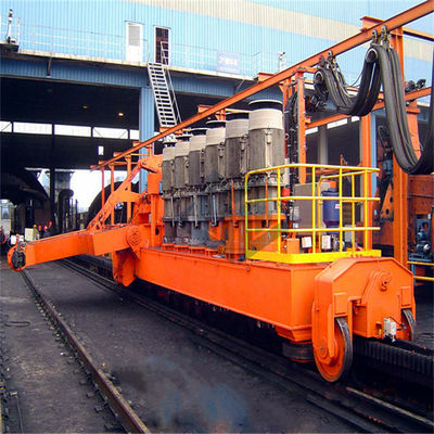 Wagon de chemin de fer rotatoire déchargeant le système pour manipuler le charbon à l'usine de centrale à charbon