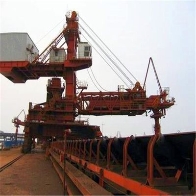 Chargeur à vis de bateau pour la manipulation matérielle en vrac sur le terminal de port maritime