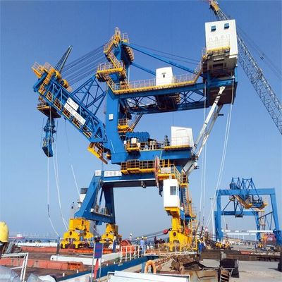 Chargeur à vis de bateau pour la manipulation matérielle en vrac sur le terminal de port maritime